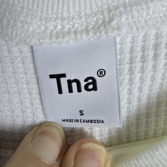 Aritzia Tna Women's White Waffle Knit Long Sleeve Ribbed Cuff And Sleeves Size S - Picture 7 of 11